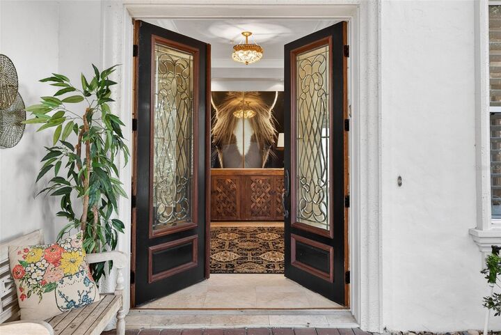 Property Photo: 248 Maison Court FL 32714