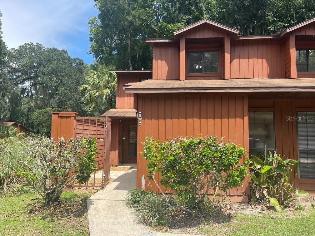 Property Photo: 903 SW 55th Terrace FL 32607