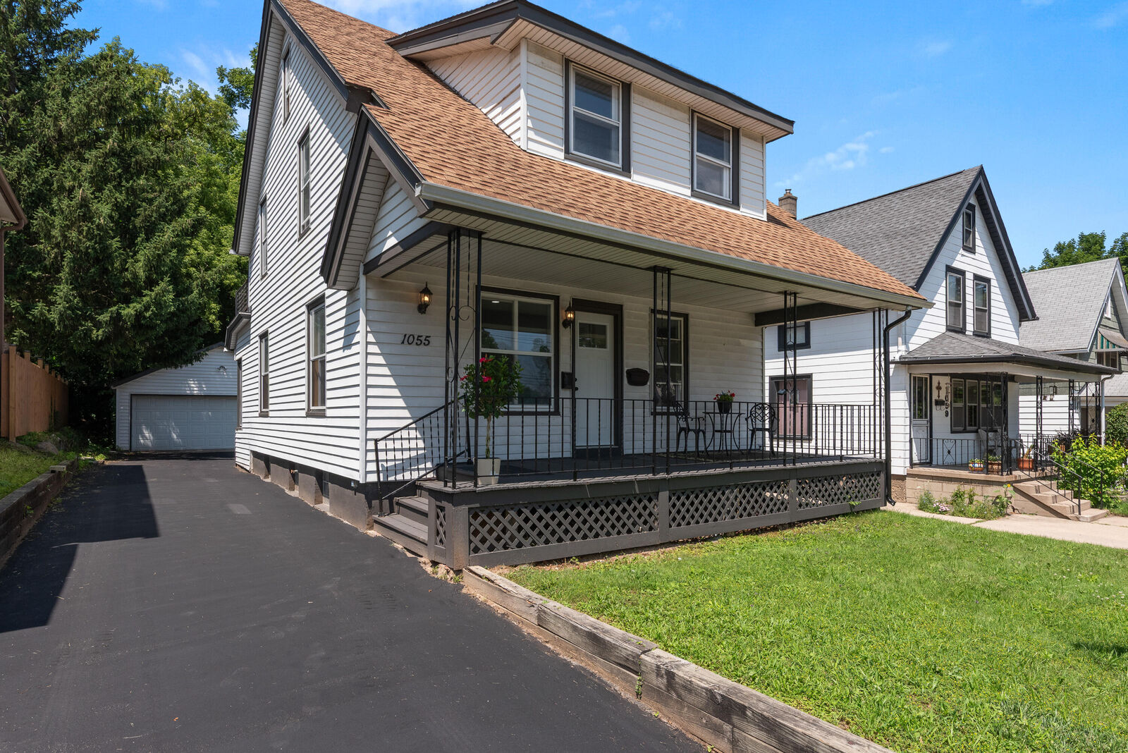 Property Photo: 1055 N 68th St WI 53213