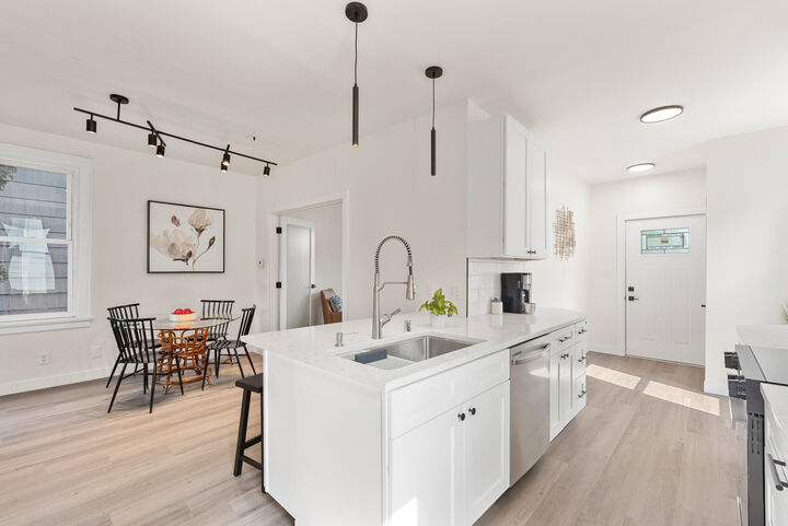 Property Photo:  321 E Smith St  WI 53207 