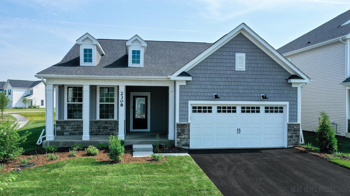 Property Photo:  2308 Lawlor Lane  IL 60564 