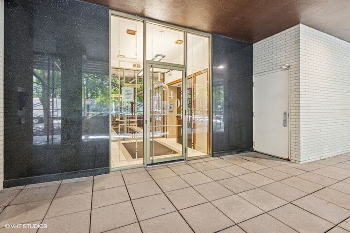 Property Photo:  1540 N State Parkway 15A  IL 60610 