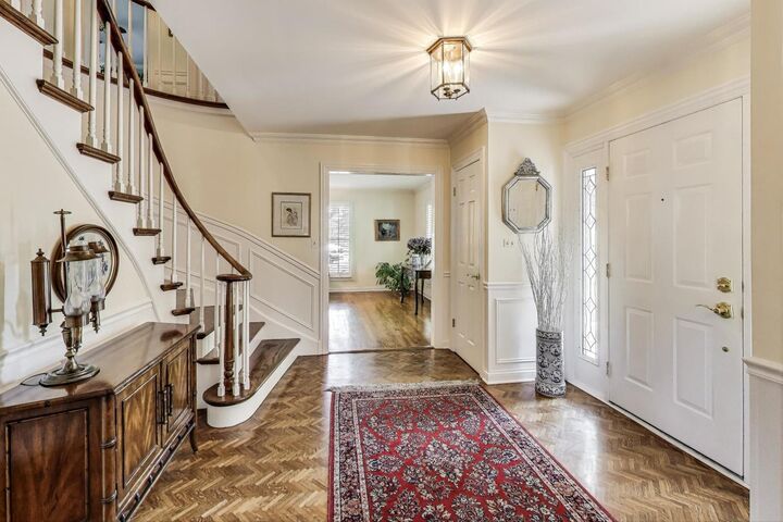 Property Photo: 1704 S Fernandez Avenue IL 60005