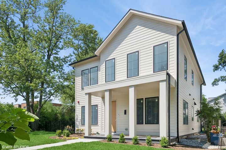 146 Sterling Lane  Wilmette IL 60091 photo