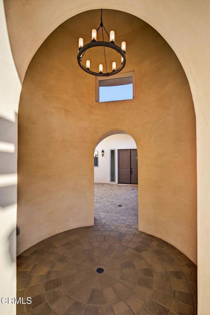 Property Photo:  6174 Cobblestone Drive  CA 93003 