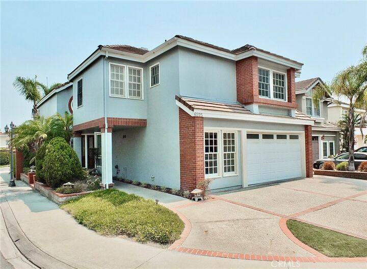 Property Photo:  6225 Napoli Court  CA 90803 