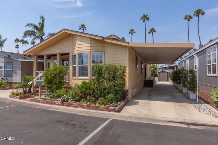 Property Photo:  1215 Anchors Way Drive 51  CA 93001 