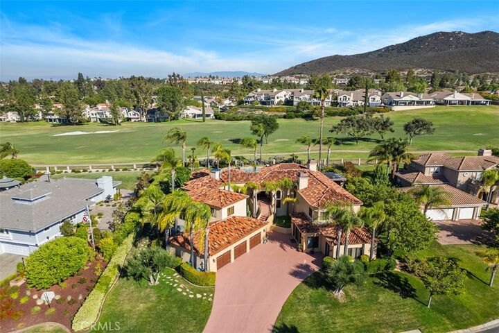 Property Photo: 38390 Shoal Creek Drive CA 92562