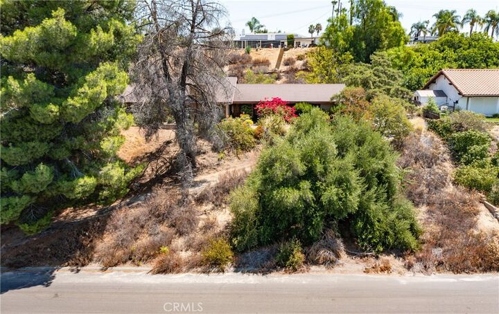 Property Photo:  26600 Rio Vista Drive  CA 92544 