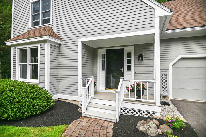 Property Photo:  8 Ash Lane  ME 03909 