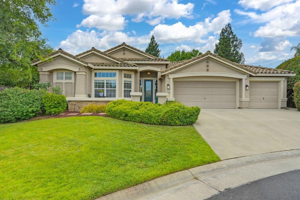 Property Photo:  533 Rye Court  CA 95747 