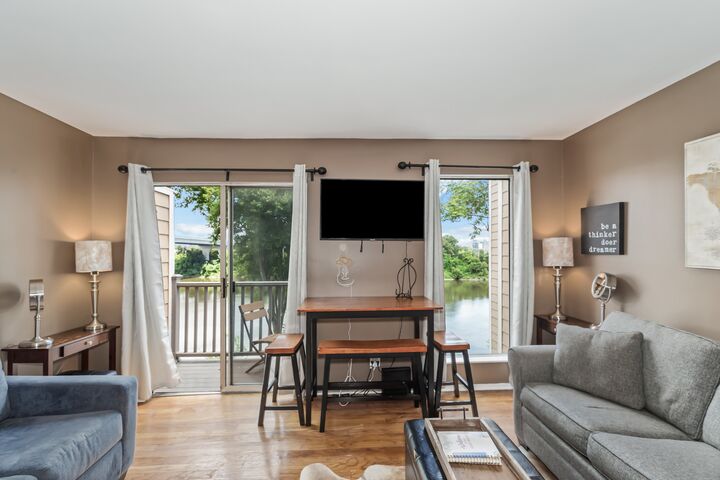 Property Photo:  1028 1st Ave N  TN 37201 
