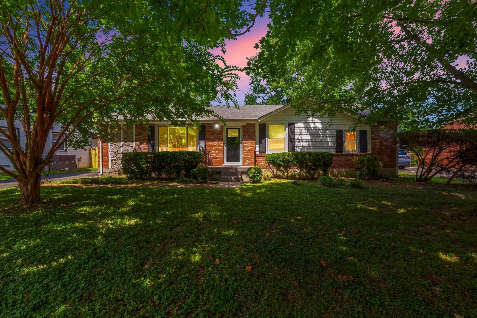 Property Photo:  612 Dunston Dr  TN 37211 