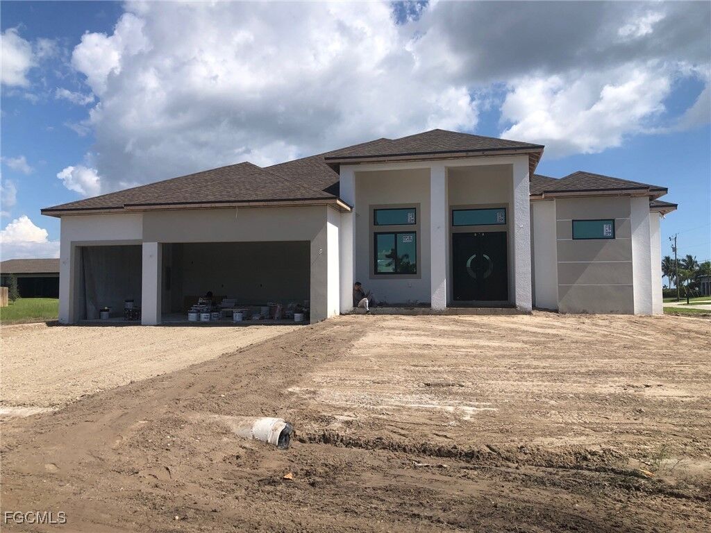 Property Photo: 3814 SW 1st Terrace FL 33991