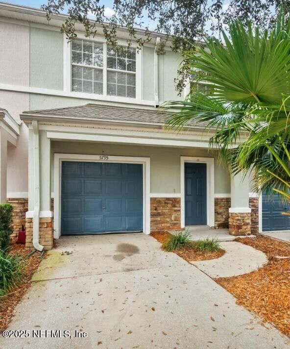Property Photo: 5795 Parkstone Crossing Drive FL 32258