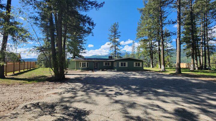 Property Photo: 1497 Kootenai River Road MT 59923