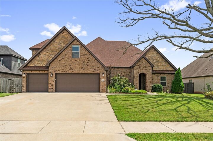 Property Photo: 4605 SW Barton Street AR 72713