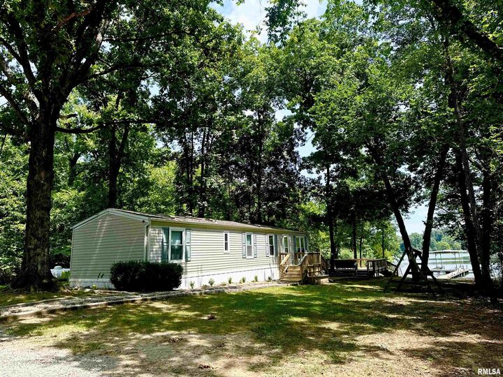 2030 Gierten Road  Salem IL 62881 photo