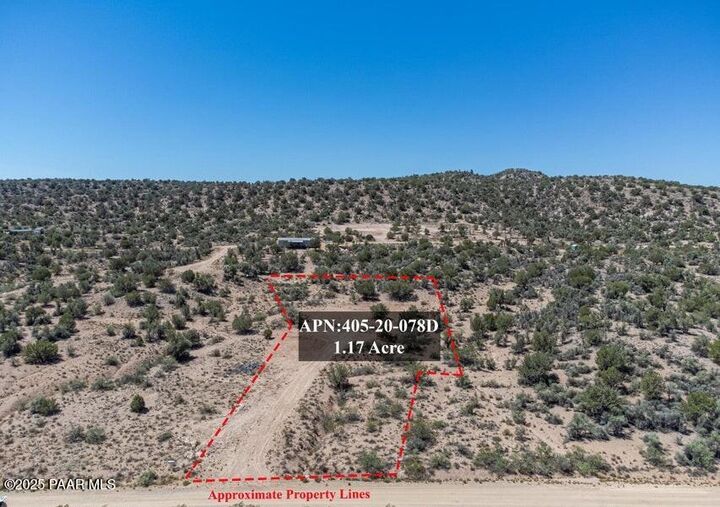 Property Photo: 3765 E Orlandi Trail AZ 86335