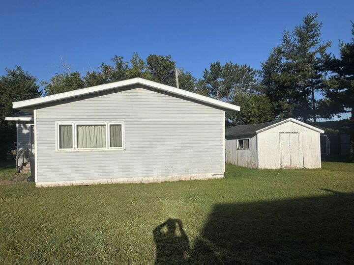 Property Photo: 733 Cardinal Street PE C1N 4X5