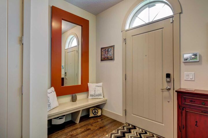 Property Photo: 274 Quarry Park Boulevard SE AB T2C 5G3