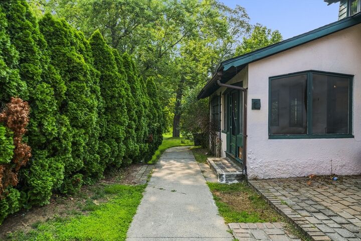 Property Photo:  1423 Longmeadow St  MA 01106 