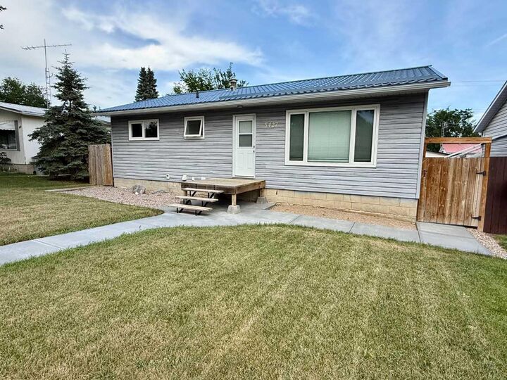 Property Photo: 5427 49 Street AB T0B 3S0