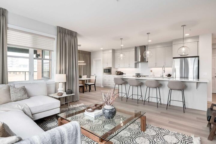 Property Photo:  2117 81 Street SW 2103  AB T3H 6H5 