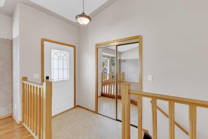 Photo de la propriété: 12 Archibald Crescent AB T4R 2X3