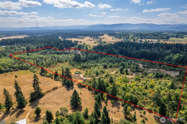 Property Photo: 13945 Morris Road SE WA 98597
