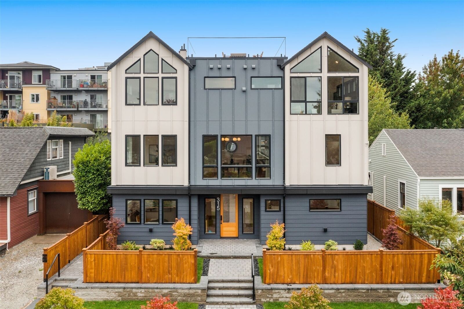 Property Photo:  315 NW 86th Street  WA 98117 