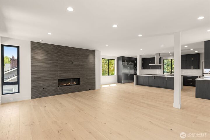 Property Photo:  6833  36th Avenue NE  WA 98115 
