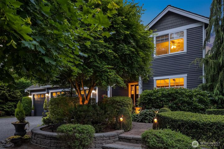 Property Photo:  8907 NE 152nd Place  WA 98011 