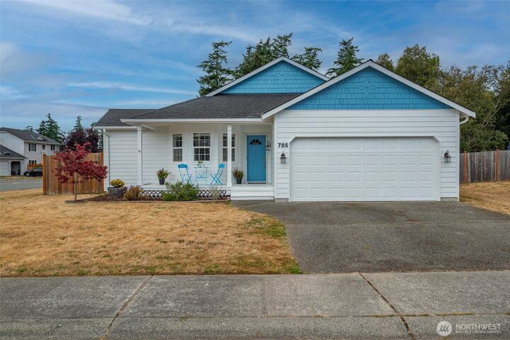 785 SW Puffin Street  Oak Harbor WA 98277 photo