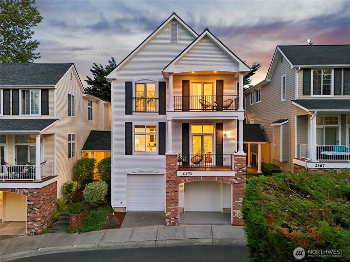 2371  132nd Avenue SE  Bellevue WA 98005 photo
