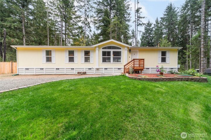 30 NE Lake Place  Tahuya WA 98588 photo