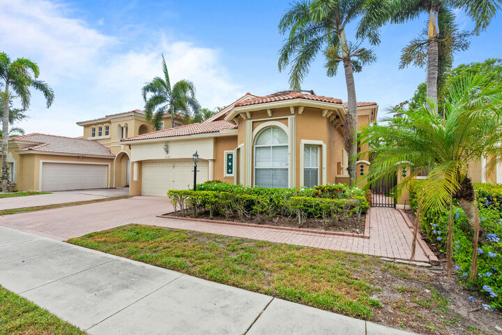 Property Photo: 5808 NW 121st Avenue FL 33076