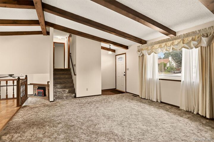 Property Photo: 748 Rocky Mountain Way CO 80526