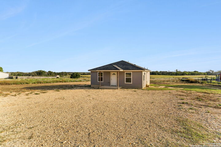 Property Photo:  112 Spring Valley  TX 78101 