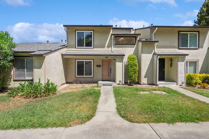 2044 Voss Park Lane  San Jose CA 95131 photo