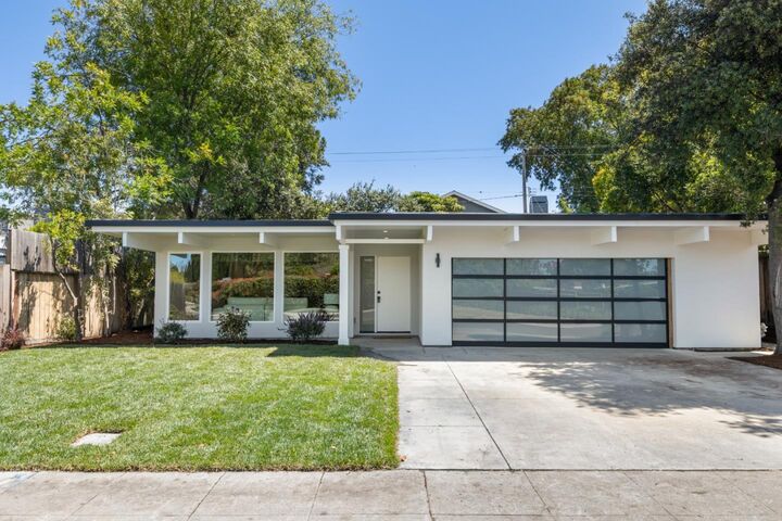 Property Photo: 790 Montrose Avenue CA 94303