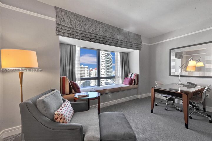 Property Photo:  1435 Brickell Ave 3308  FL 33131 