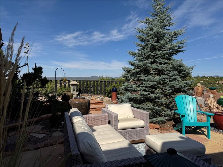 Property Photo:  67 Vallecito Road  NM 87506 