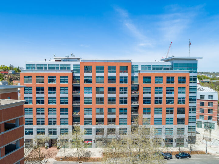 Property Photo: 33 North Water Street 804 CT 06854