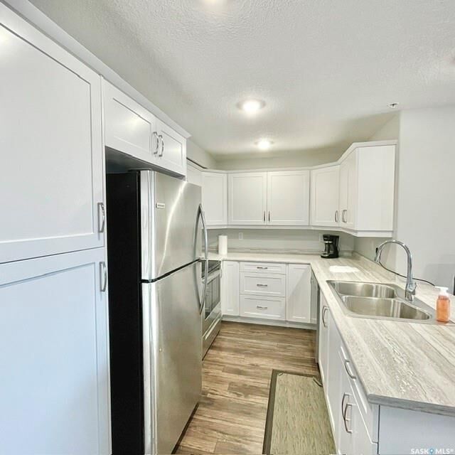 Property Photo: 106 Willis Crescent 3202 SK S7T 0T1
