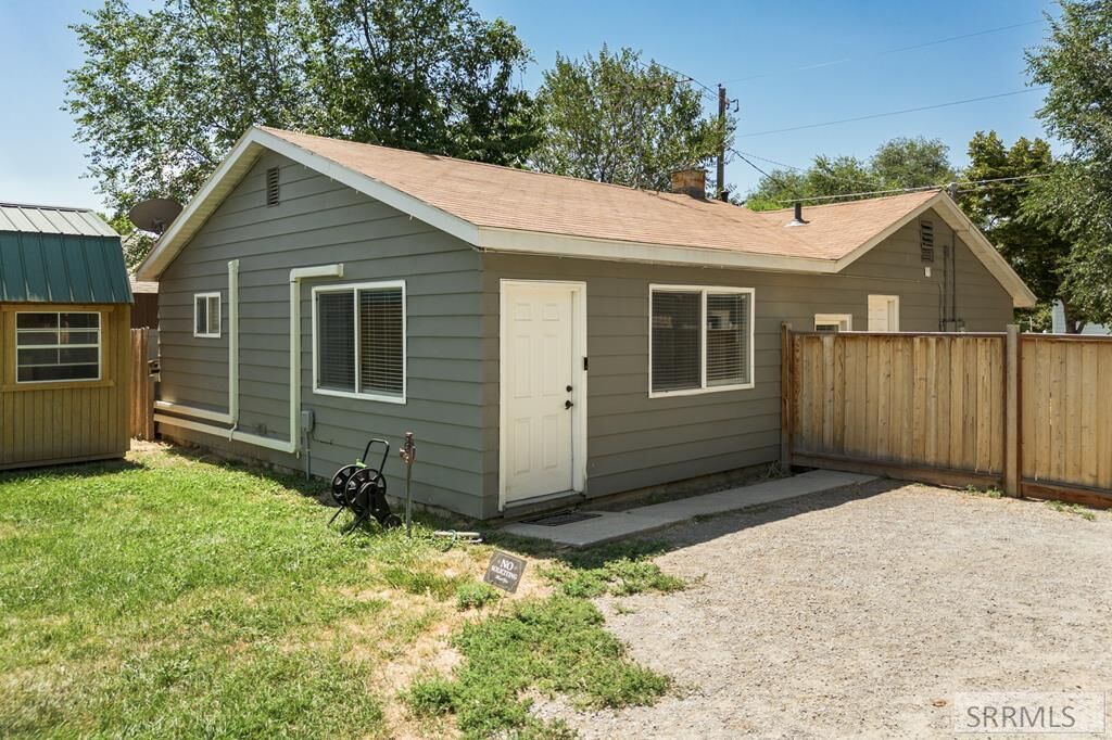 Property Photo:  837 Randolph Ave  ID 83201 
