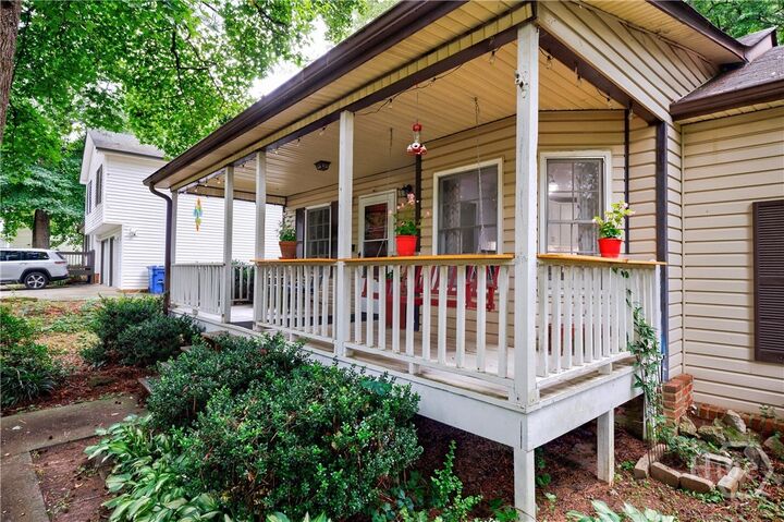 Property Photo: 1781 Rose Garden Lane GA 30052