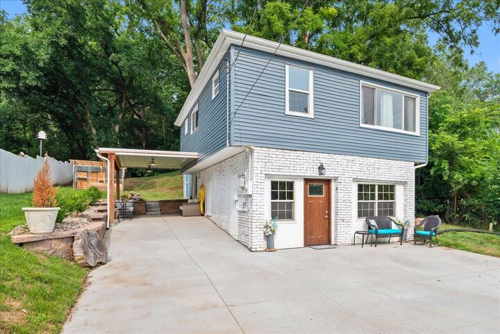 Property Photo:  1329 Madison  Avenue  IA 51503 