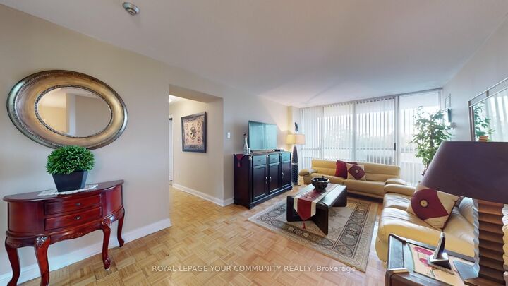 Property Photo:  24 Hanover Road 404  ON L6S 5K8 