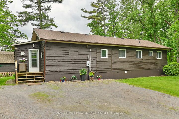Property Photo:  304 Lakeview Lane  ON K0K 3J0 